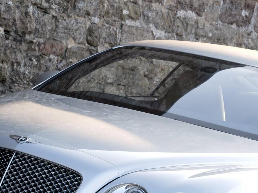  Bentley Continental GT 2003 года  (фото 176 из 241)